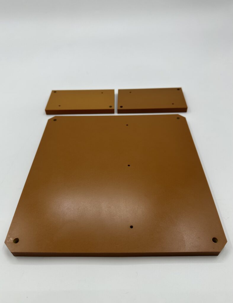 Các Chi Tiết Tủ Điện Trung Thế Sử Dụng Tấm Phíp Bakelite